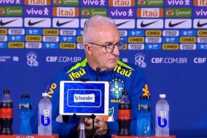 巴媒：惨败阿根廷后巴西更衣室非常沮丧，多里瓦尔陷入帅位危机