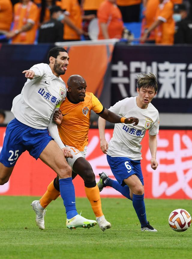 pp电子平台-中超第25轮前瞻：齐鲁大战引关注 海港急盼反弹