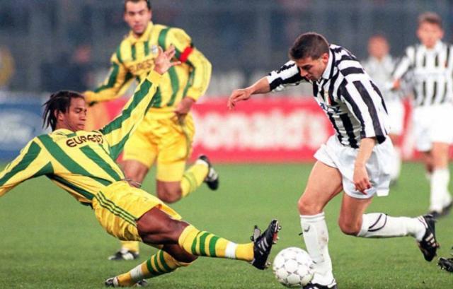 1200x768_nantais-capron-face-milieu-terrain-juventus-del-piero.jpg